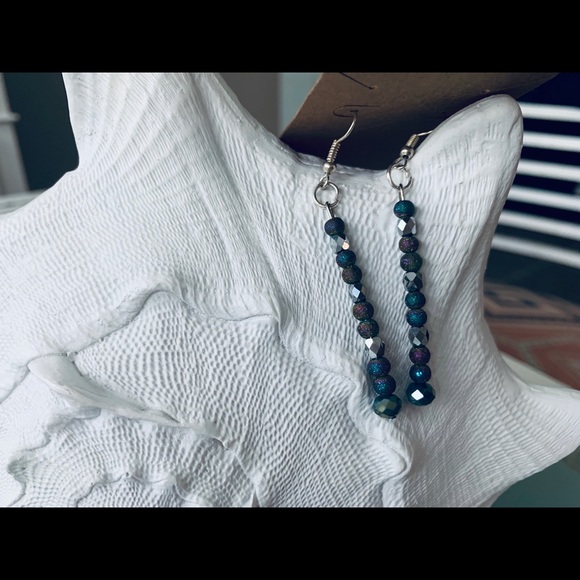 Anthropologie, Linear Sparkle Dangle Earrings, New - Picture 3 of 3